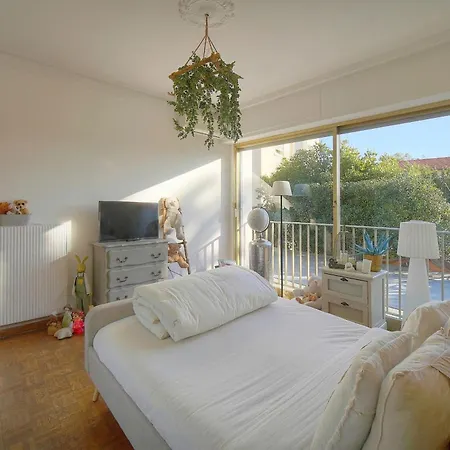 Frgk Coteau Luxury Private 4 Bedrooms Pool Garden Parking