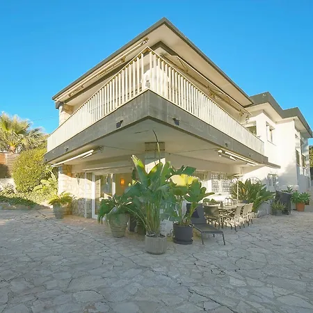 Frgk Coteau Luxury Private 4 Bedrooms Pool Garden Parking *